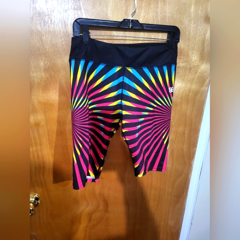 BRICK BUILT  fitness biker shorts -Size M  multicolored